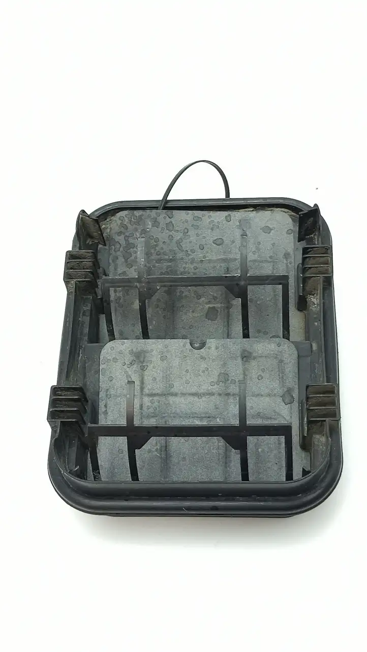 Nissan Primastar (2001 - 2014) 8200728288 Вентиляционная решетка кузова — фото 10