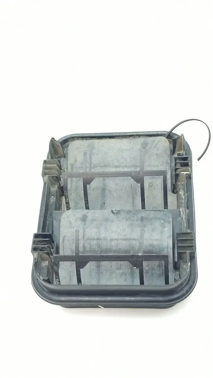 Nissan Primastar (2001 - 2014) 8200728288 Вентиляционная решетка кузова — фото 3