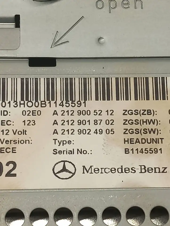 Mercedes-Benz E W212 (2009 - 2016) A2129005212 Магнитола / мультимедийная система — фото 4