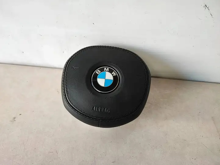 BMW 5 G30 G31 (2016 - ) 03004076 Подушка безопасности руля — фото 1