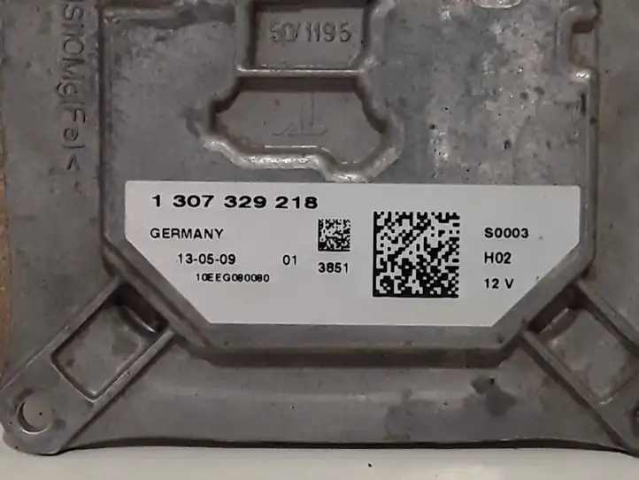 Audi A4 S4 B8 8K (2007 - 2011) 1307329218 Блок розжига ксенона — фото 2