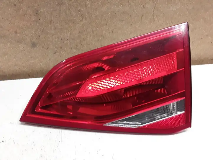 Audi A4 S4 B8 8K (2007 - 2011) 8K5945094D Задний фонарь в крышке багажника — фото 1