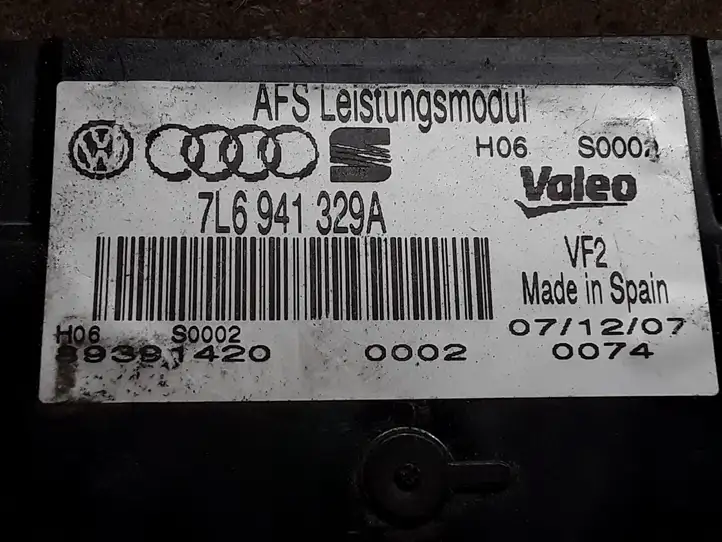 Volkswagen PASSAT B6 (2005 - 2010) 7L6941329A Блок розжига ксенона — фото 2