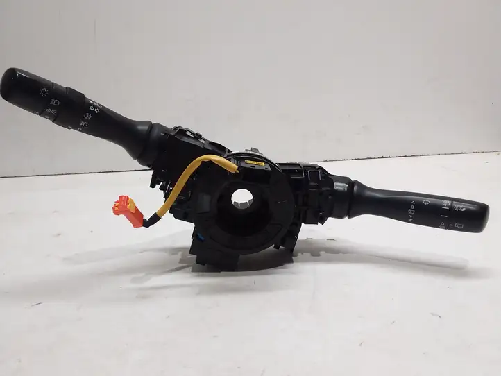 Toyota Yaris (2009 - 2012) 0D05075E324 Контактное кольцо SRS — фото 1