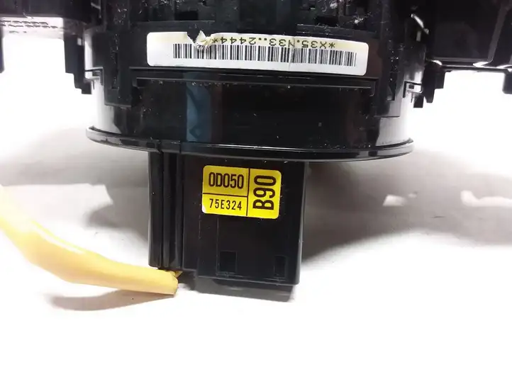 Toyota Yaris (2009 - 2012) 0D05075E324 Контактное кольцо SRS — фото 2