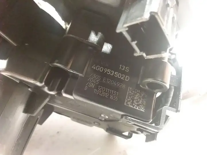 Audi A6 C7 (2011 - 2014) 4G0953568A Контактное кольцо SRS — фото 4
