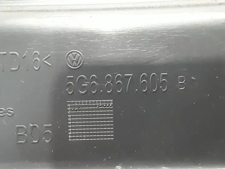 Volkswagen Golf VII (2013 - 2019) 5G6867605B Обшивка багажника — фото 3
