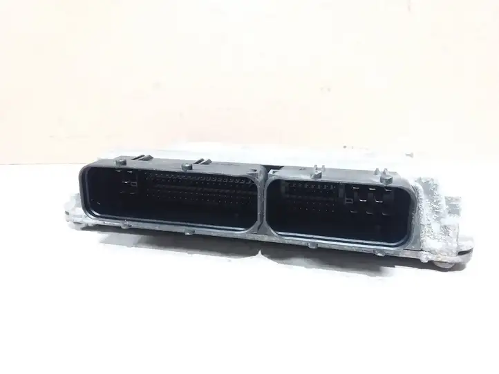 Skoda Octavia Mk2 (1Z) (2004 - 2013) 06A906033FC Блок управления двигателем (ЭБУ) — фото 3