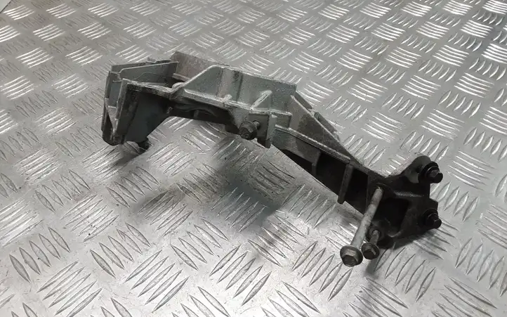 Land Rover Range Rover Evoque L538 (2015 - 2018) G4D39L456DC Кронштейн двигателя — фото 3