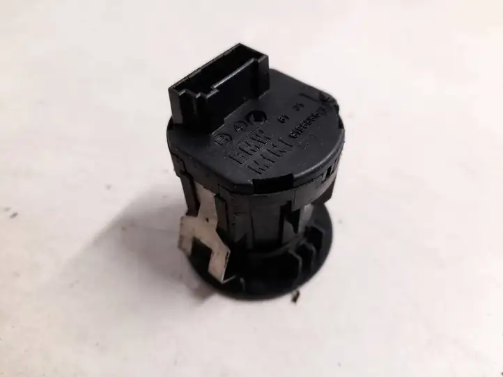 BMW 3 F30 F35 F31 (2012 - 2018) 61319198886 Включатель надувной подушки для пассажира — фото 3