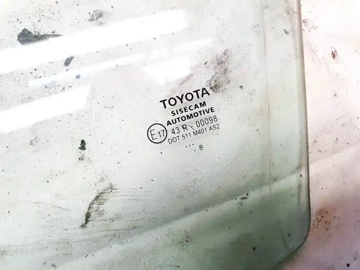 Toyota C-HR I (2016 - 2022) Стекло передней двери — фото 2