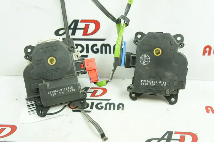 Subaru Trezia (2010 - 2016) 0638000172 Двигатель задвижки потока воздуха — фото 4