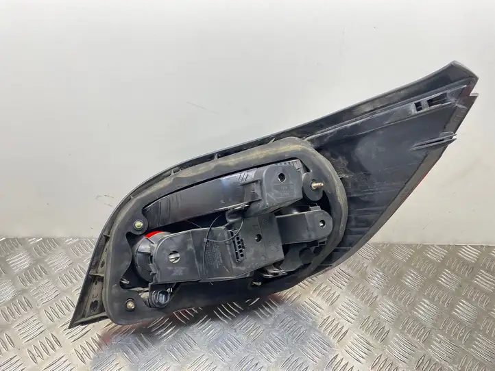 BMW 5 E60 E61 (2004 - 2010) 6910767 Задний фонарь в кузове — фото 4