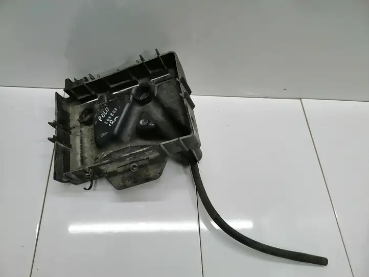 Volkswagen Polo V 6R (2009 - 2015) 5Z0915331B Площадка аккумулятора — фото 1