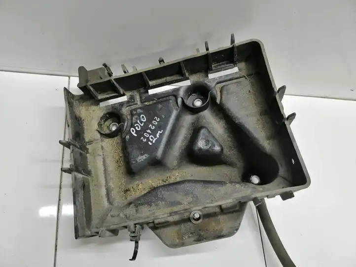 Volkswagen Polo V 6R (2009 - 2015) 5Z0915331B Площадка аккумулятора — фото 2