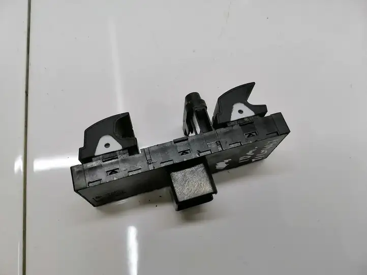 Volkswagen Tiguan (2007 - 2011) 1K4959857B Блок кнопок стеклоподъемников — фото 3