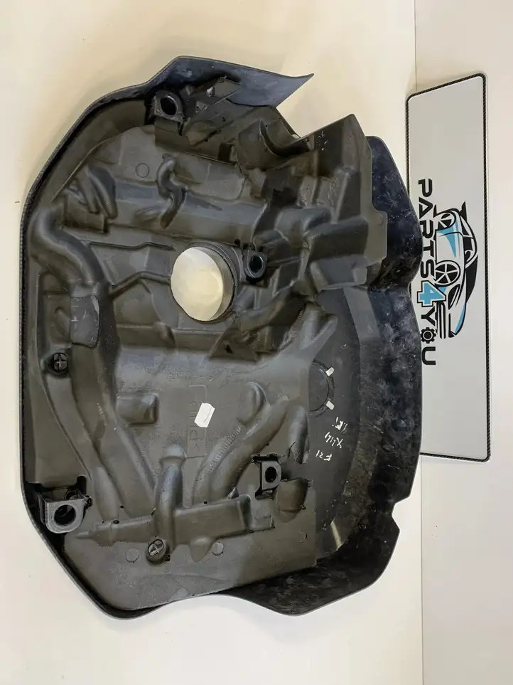 BMW 1 F20 F21 (2011 - 2019) 11128602967 Крышка двигателя декоративная — фото 9