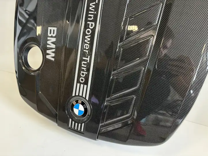 BMW 5 F10 F11 (2009 - 2016) 11147802847 Крышка двигателя декоративная — фото 10