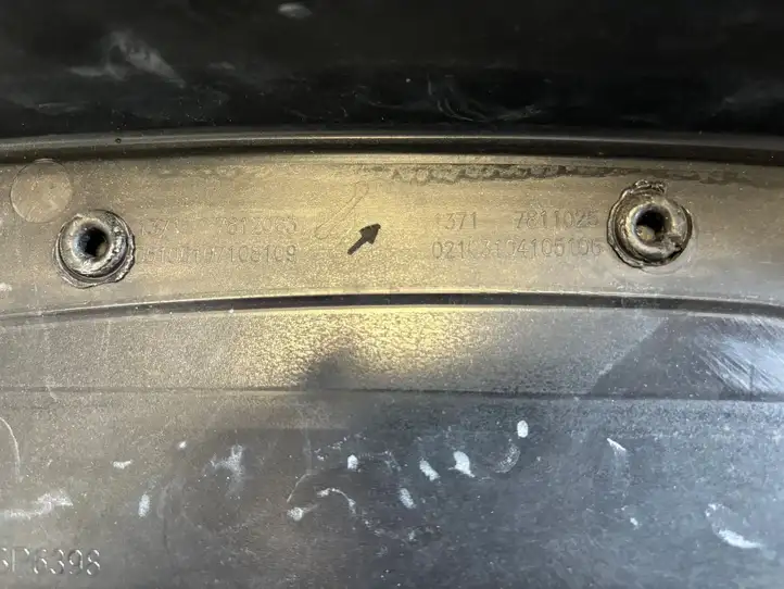 BMW X6 E71 (2008 - 2014) 11147811025 Крышка двигателя декоративная — фото 9