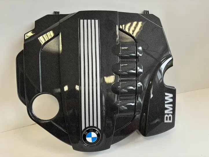 BMW 1 E81 E87 (2004 - 2011) 4731149 Крышка двигателя декоративная — фото 1