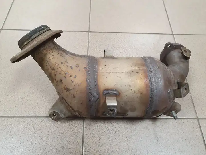 Toyota Avensis T270 (2009 - 2012) 0R050 Катализатор / DPF / FAP — фото 1