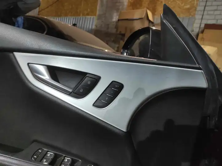 Audi A7 S7 4G (2010 - 2014) Декоративная планка — фото 4