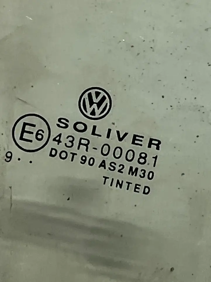 Volkswagen PASSAT B5 (1997 - 2000) 43R00081 Стекло задней двери — фото 2