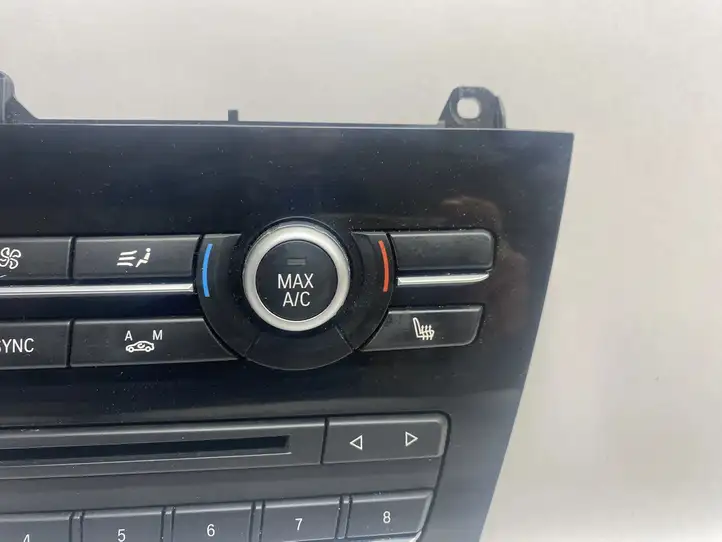 BMW X4 F26 (2014 - 2017) 9351155 Управление климат контролем — фото 5