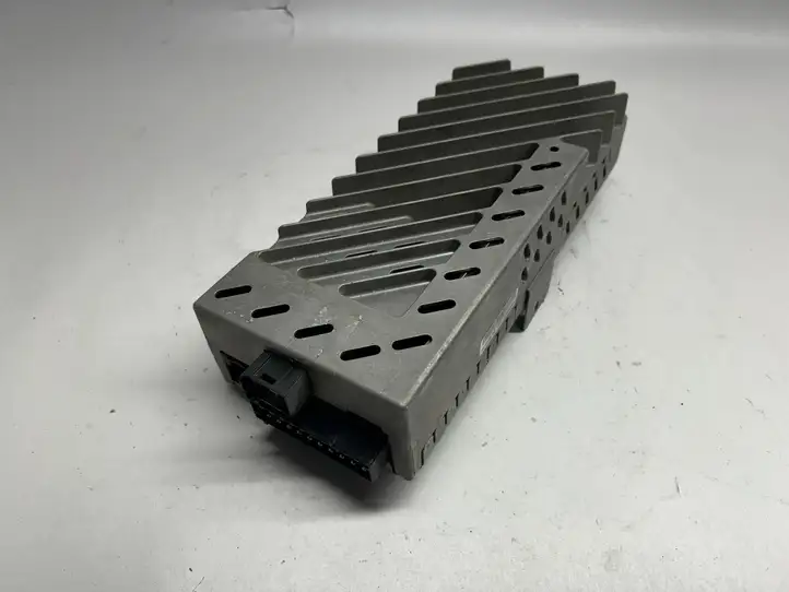 BMW 6 F12 F13 (2010 - 2018) 9261703 Блок Hi-Fi аудиосистемы — фото 12