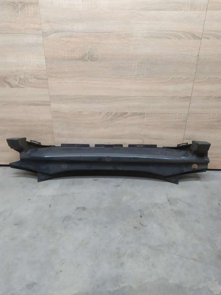 31323760 Volvo XC60 Putoplastas priekinio bamperio