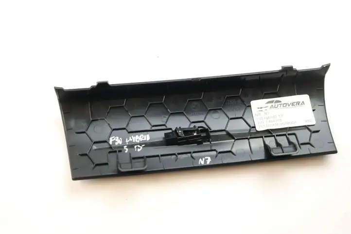 BMW 3 F30 F35 F31 (2012 - 2018) 9218562 Прочие детали салона — фото 2