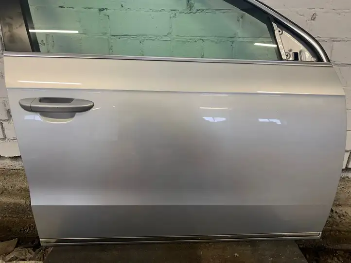 Volkswagen PASSAT B7 (2011 - 2014) Дверь — фото 7