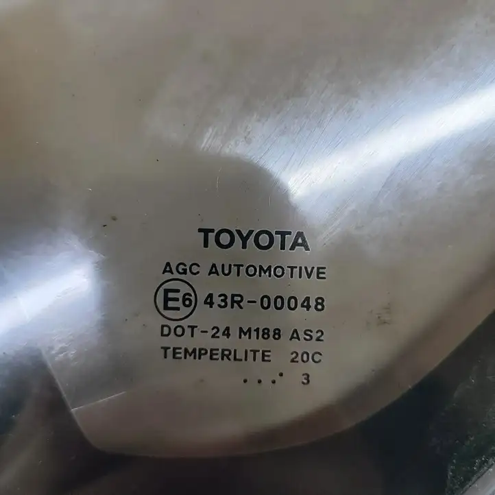 Toyota Auris E180 (2012 - 2018) 6272002170 Заднее боковое стекло — фото 6