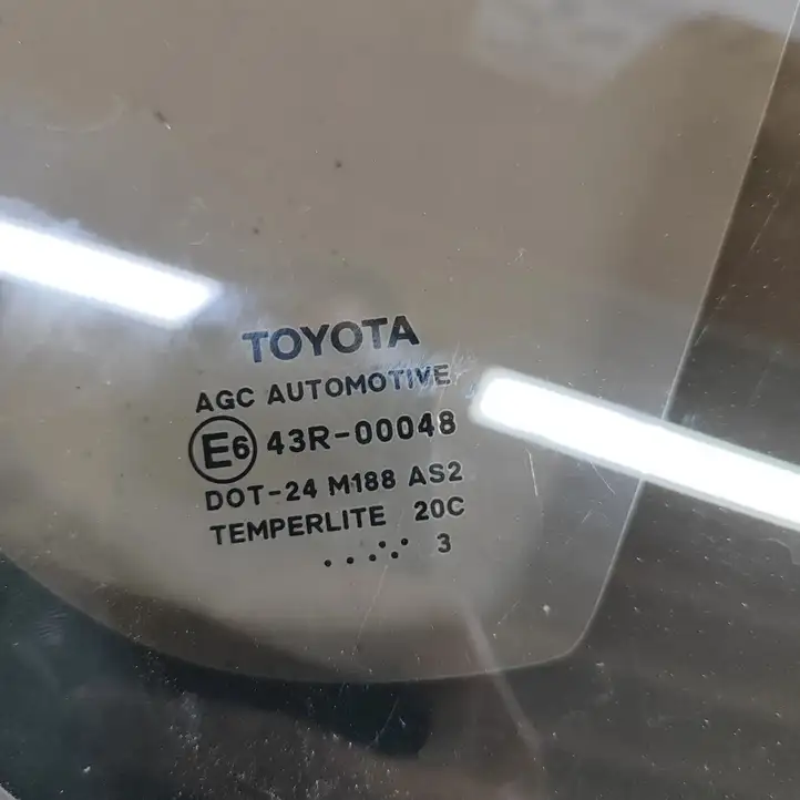 Toyota Auris E180 (2012 - 2018) 6271002170 Заднее боковое стекло — фото 6