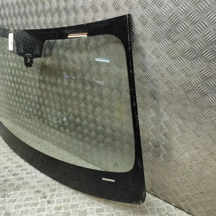 BMW 7 G11 G12 (2015 - 2022) 7357265 Переднее стекло — фото 3