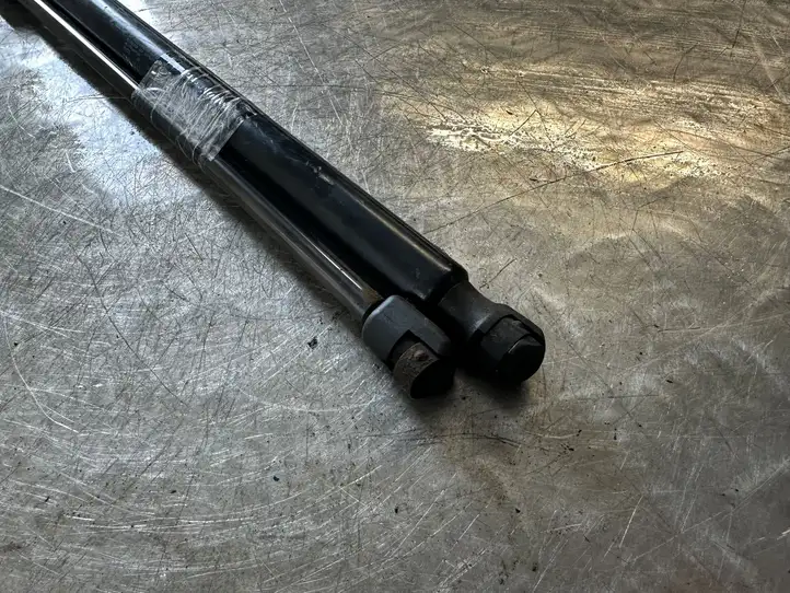 Citroen C4 Picasso (2013 - 2016)  1838160635N  Амортизатор капота