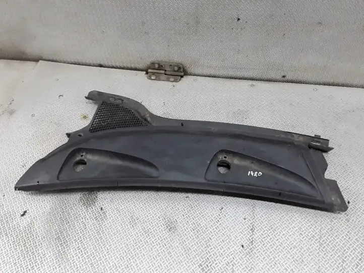 Renault Scenic I (1996 - 2003) 8200050329 Жабо стеклоочистителей — фото 1