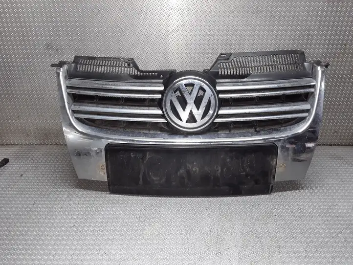 Volkswagen Jetta V (2005 - 2010) 1KD853651 Верхняя решетка радиатора — фото 1