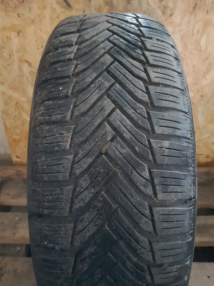 Skoda Octavia Mk2 (1Z)   1Z06010255 Обод (ободья) колеса из легкого сплава R 15