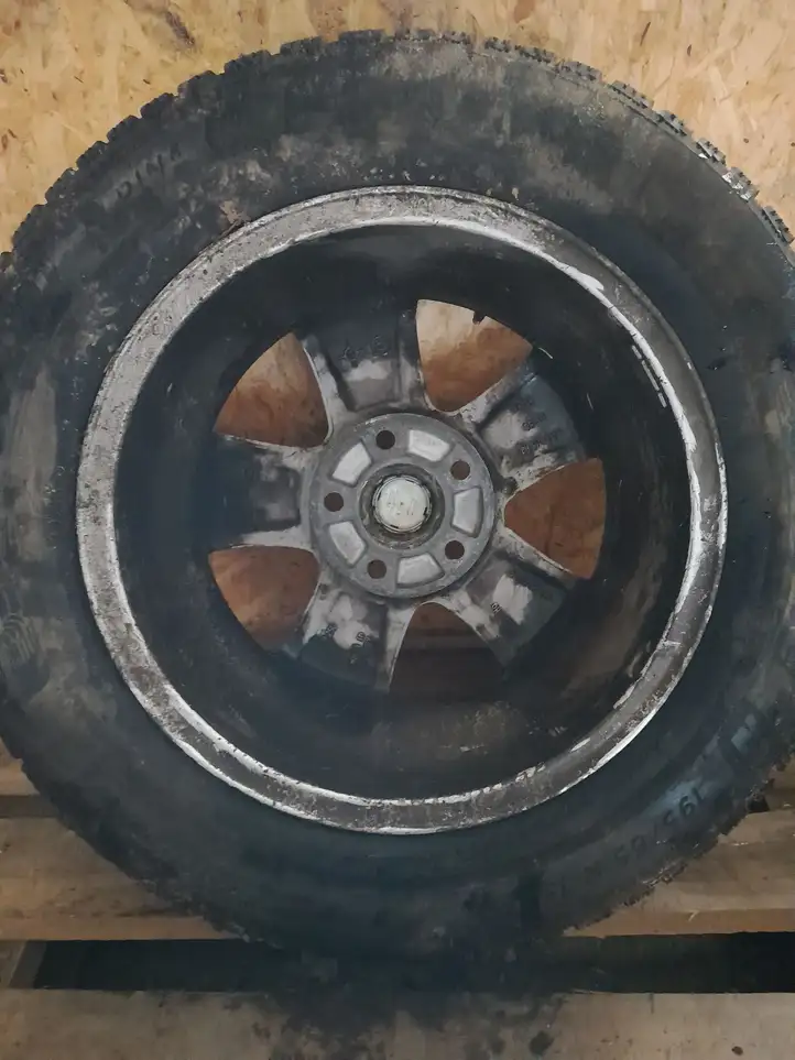 Skoda Octavia Mk2 (1Z)   1Z06010255 Обод (ободья) колеса из легкого сплава R 15