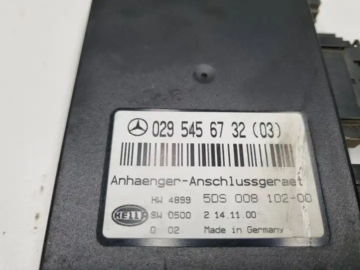 Mercedes-Benz C W203 0295456732 Реле крюка для прицепа — фото 4