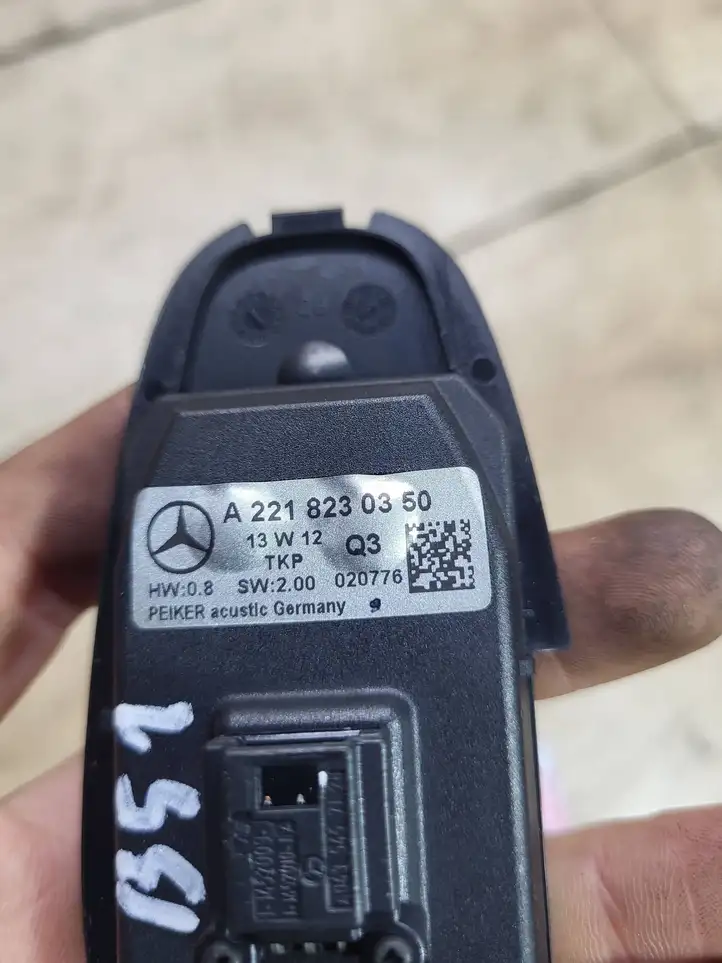 Mercedes-Benz S W221 (2005 - 2013) A2218230350 Клавиатура телефона — фото 3