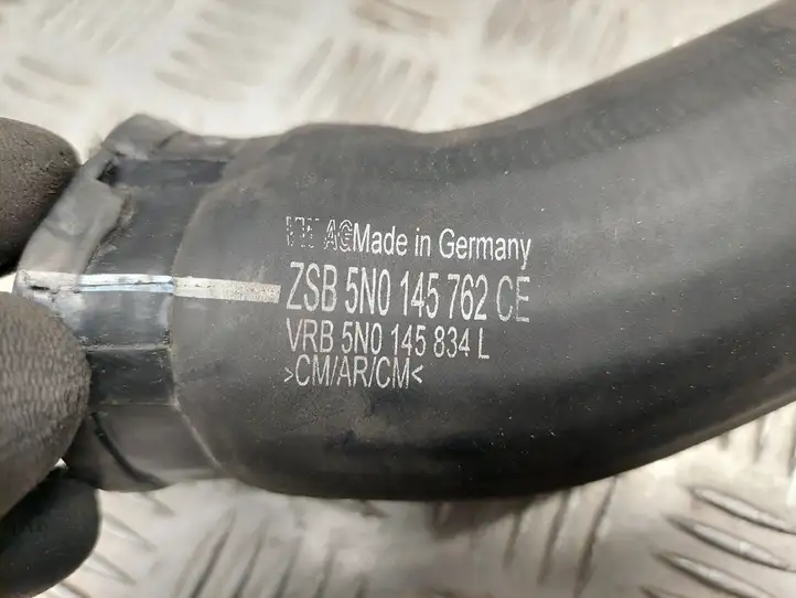Audi Q3 F3 (2018 - ) 5N0145762CE Трубки интеркулера / Шланги интеркулера — фото 2