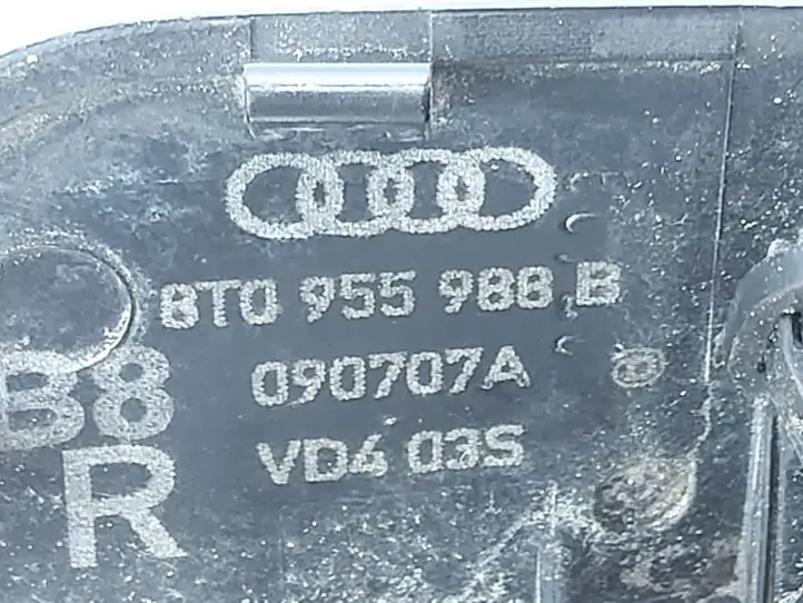 Audi A5 8T 8F (2007 - 2011) 8T0955988B Форсунка омывателя лобового стекла — фото 3