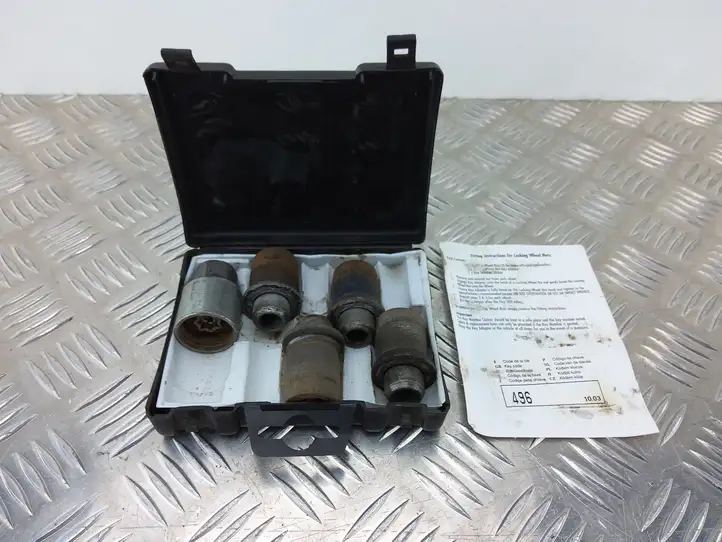 Toyota Corolla Verso AR10 (2004 - 2009) GBNGAEV024B Секретки для колёс — фото 1