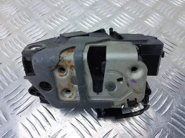 Ford Fiesta (2013 - 2017) AM5AR26413BE Замок задней двери — фото 1