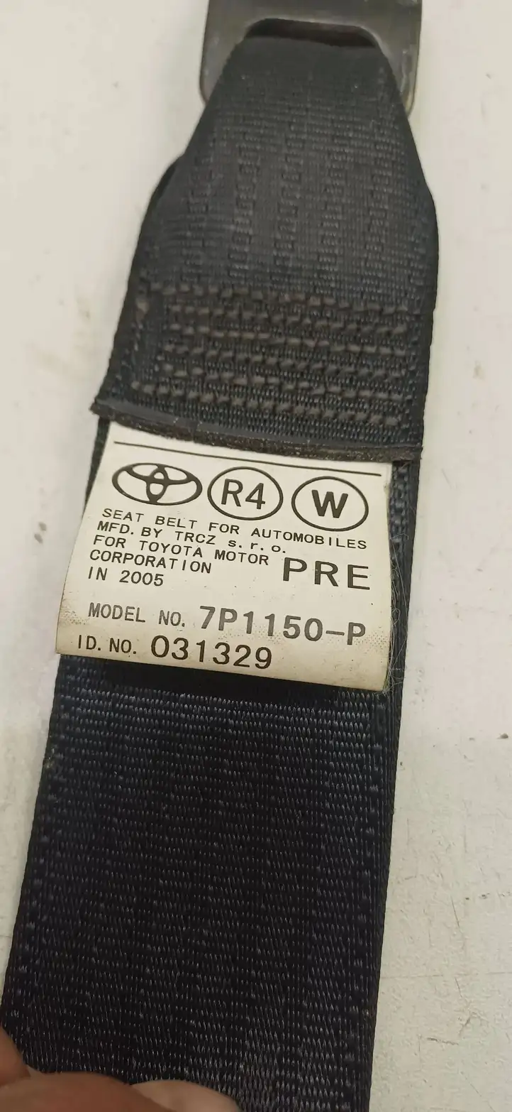 Toyota Corolla Verso E121 (2004 - 2007) 7P1150P Передний ремень безопасности — фото 2