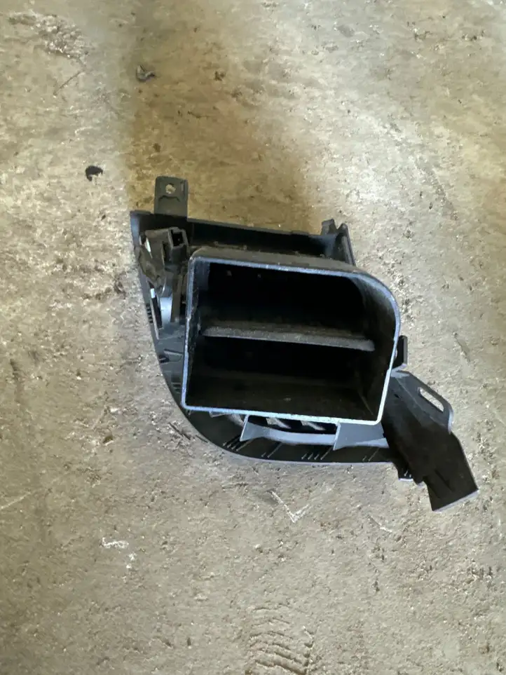 Mercedes-Benz E W211 (2002 - 2009) 2118300654 Боковой воздушный дефлектор — фото 2