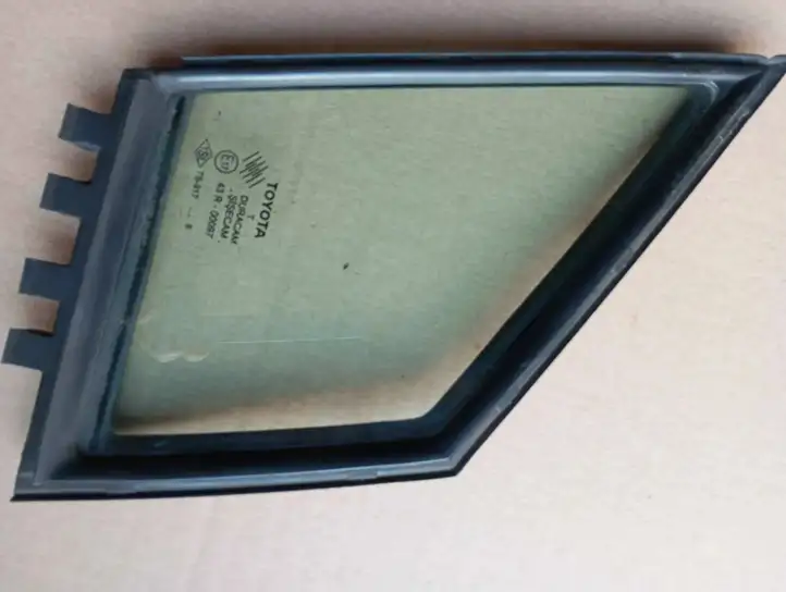 Toyota Corolla Verso E121 (2004 - 2007) 43R00097 Форточка двери — фото 3