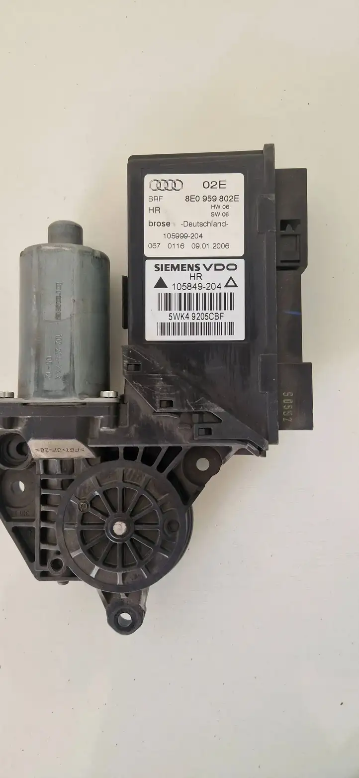 Audi A4 S4 B7 8E 8H (2004 - 2009) 8E0959802E Стеклоподъемник задней двери — фото 2